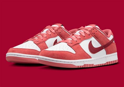 nike dunks low valentines day 2024|Nike sb valentines day.